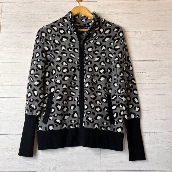 Rachel Zoe Sweater Womens Size Small Snow Leopard Full Zip Cardigan Cotton Blend - Picture 1 of 16